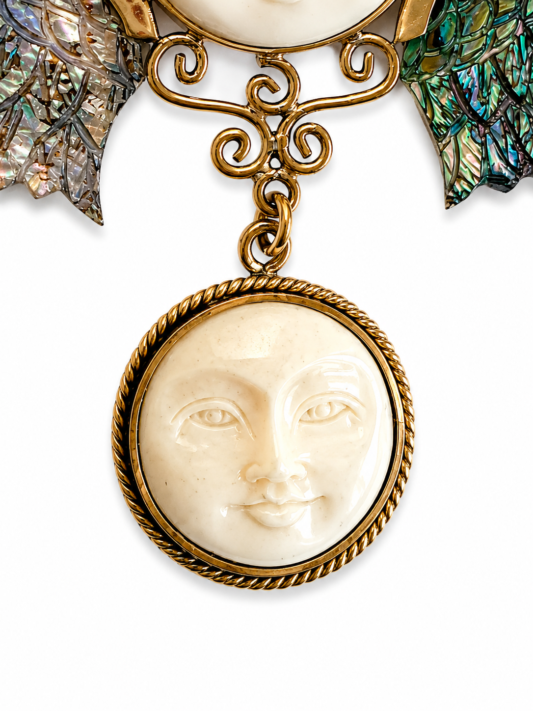Celestial Guardian – Abalone & Mother of Pearl Wing Pendant - immagine 3