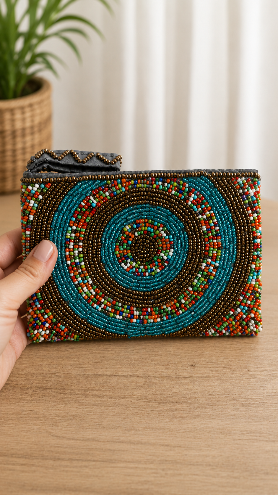 Karma – Mini Hand-Beaded Mandala Pouch - immagine 3