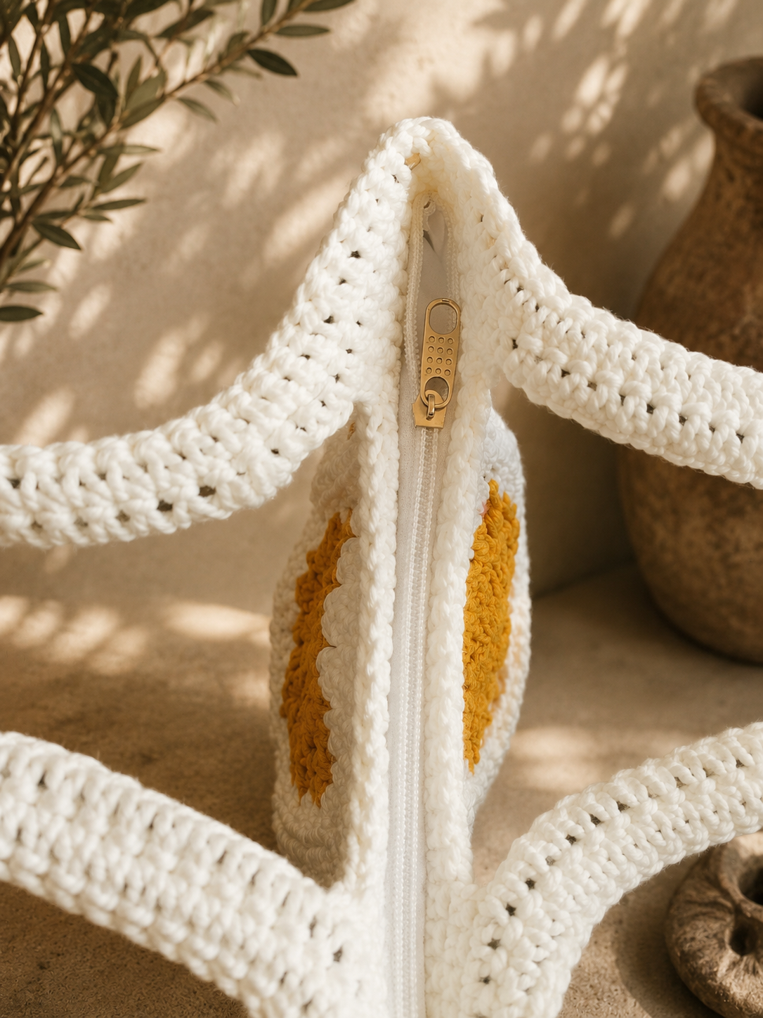 Marigold Crochet Bag – Handmade Ivory & Mustard Floral Tote - immagine 3