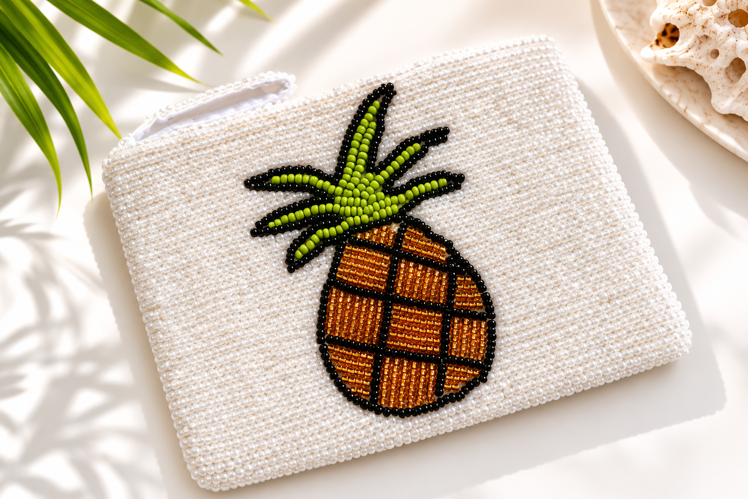 Anana – Mini White Beaded Pineapple Pouch - immagine 3