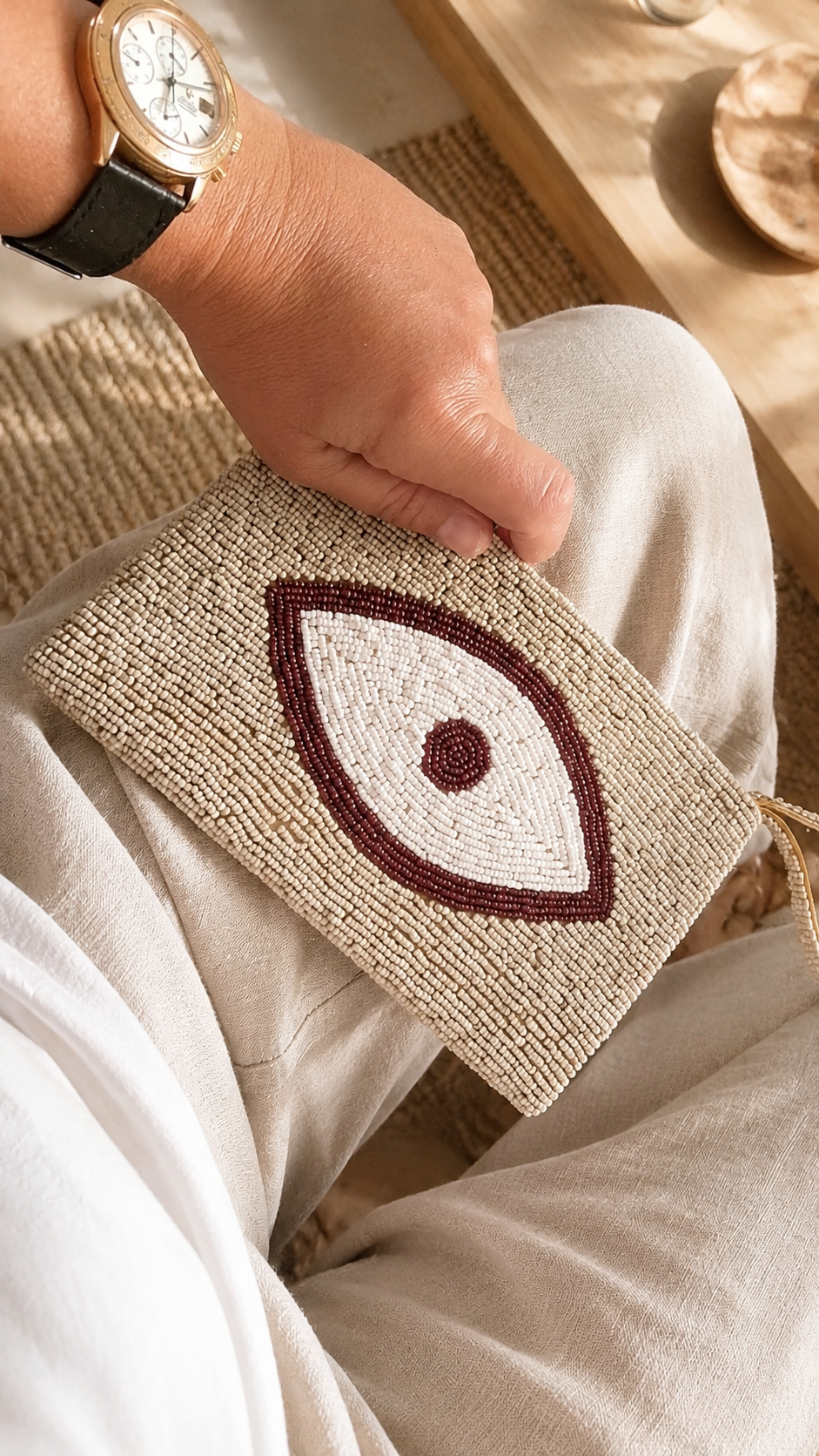 Sahara Eye – Hand-Beaded Evil Eye Clutch - immagine 4