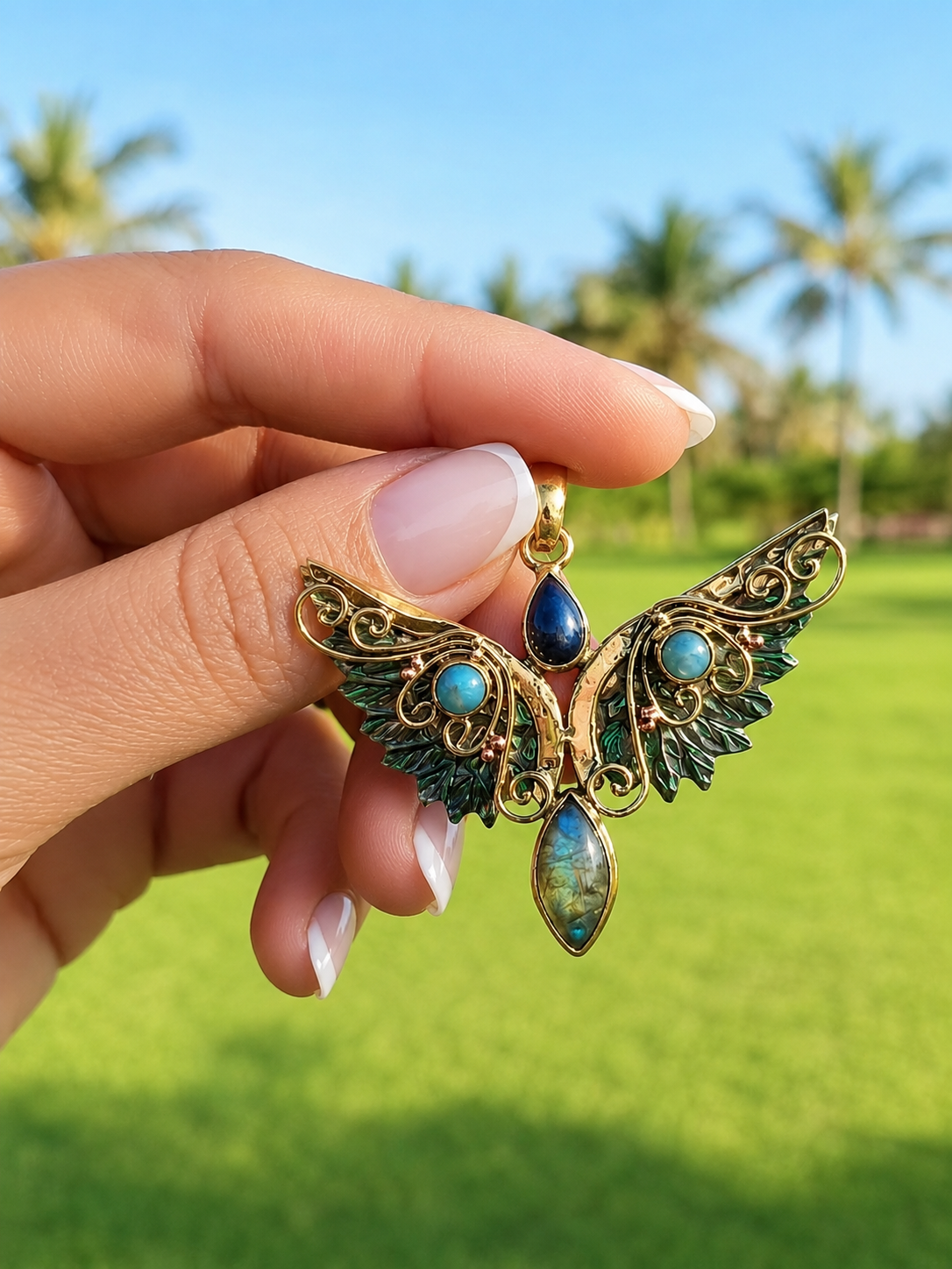 Azura Wings – Abalone, Larimar & Labradorite Brass Pendant - immagine 6