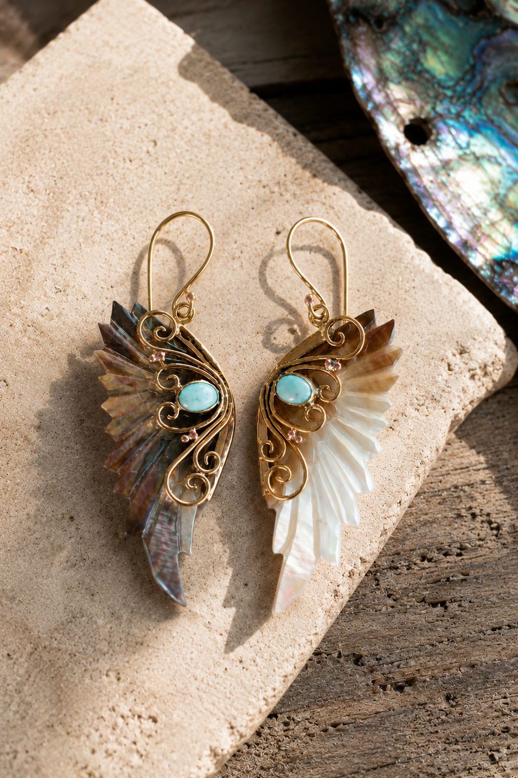 Aurelia Wings – Mother of Pearl & Turquoise Brass Earrings - immagine 7
